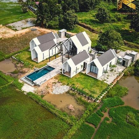 Ezu Isle Langkawi Pool Villa بانتايْ تْشينانغ المظهر الخارجي الصورة