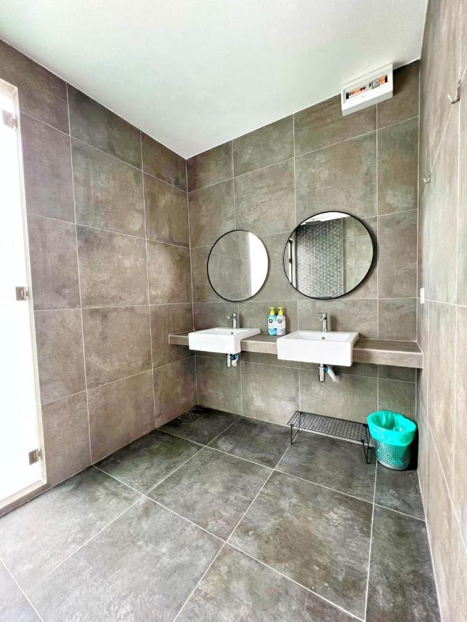 Ezu Isle Langkawi Pool Villa بانتايْ تْشينانغ المظهر الخارجي الصورة