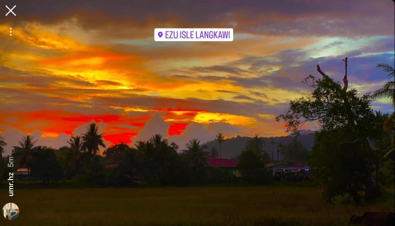 Ezu Isle Langkawi Pool Villa بانتايْ تْشينانغ المظهر الخارجي الصورة