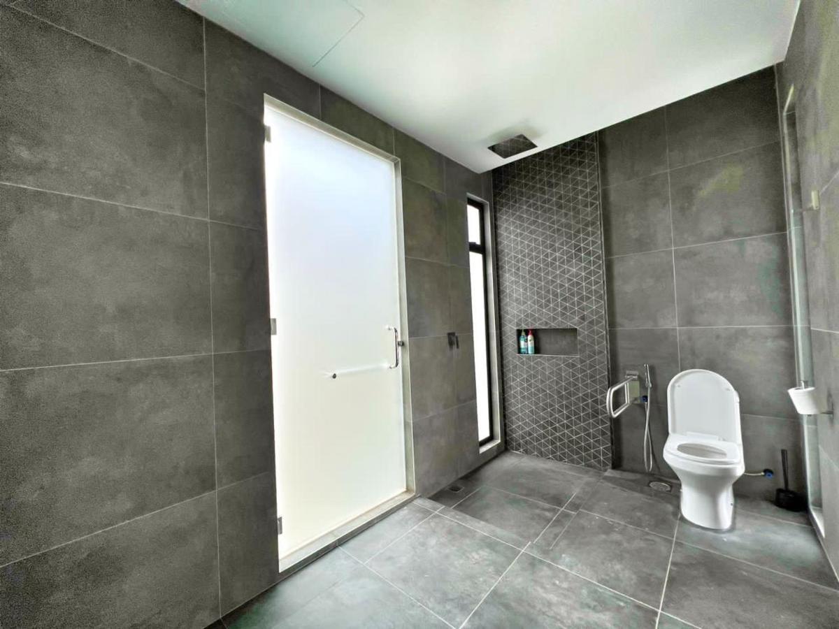 Ezu Isle Langkawi Pool Villa بانتايْ تْشينانغ المظهر الخارجي الصورة